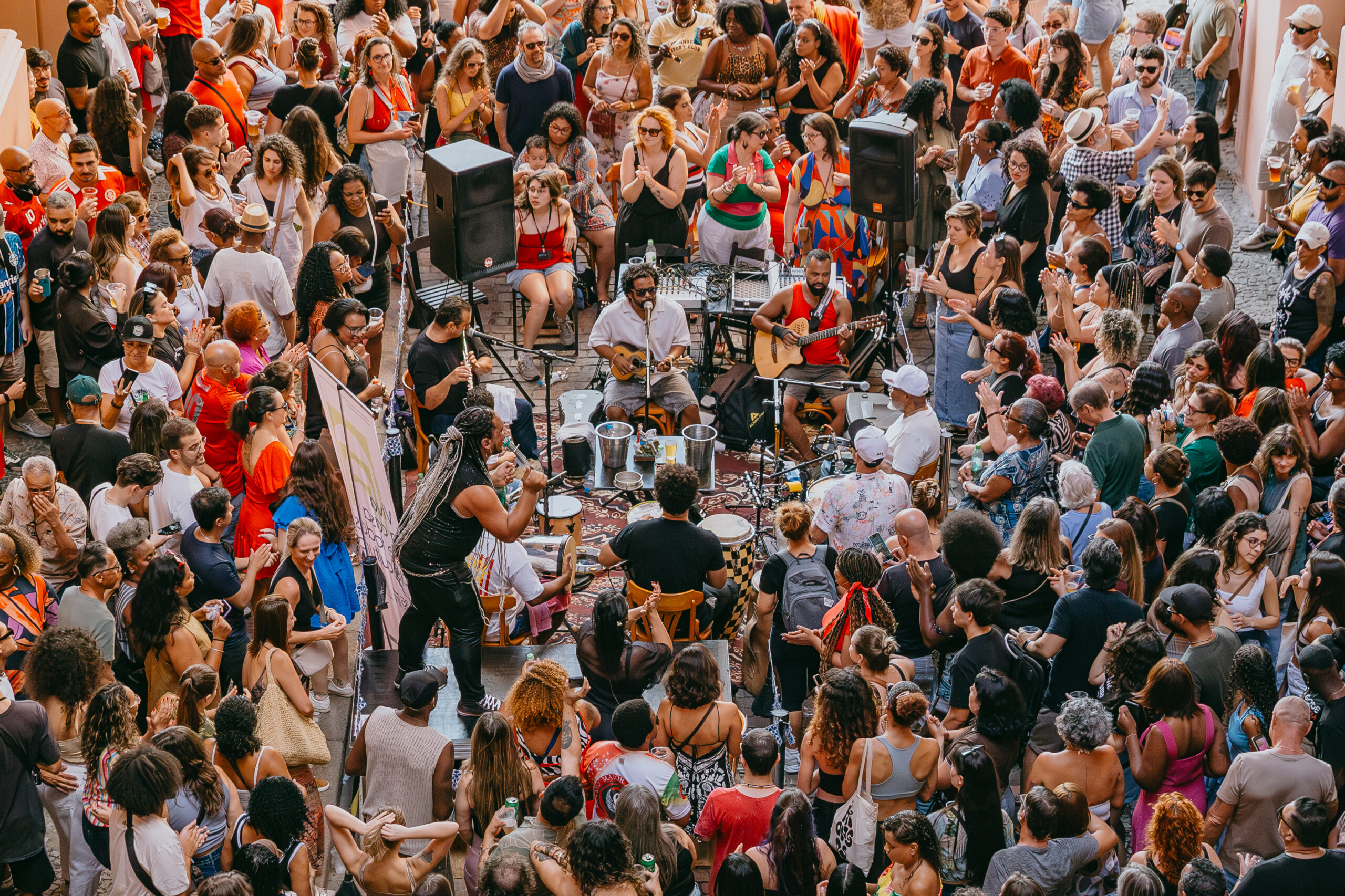 CCMQ realiza 26ª edição do “Samba do Quintana” com a participação de Andréa Cavalheiro